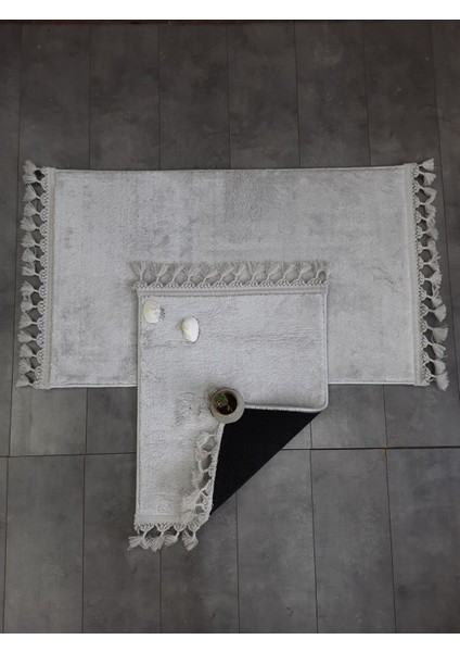 Elite Gri Ponpon Saçaklı Peluş 2'li Banyo Paspası Halısı Kaymaz Taban Klozet Takımı Püsküllü