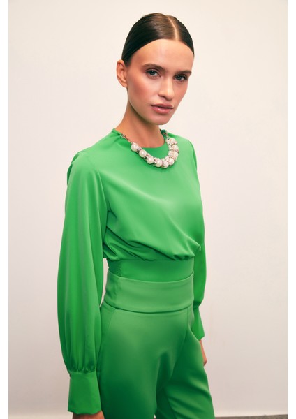Kolye Detaylı Crop Bluz - Yeşil
