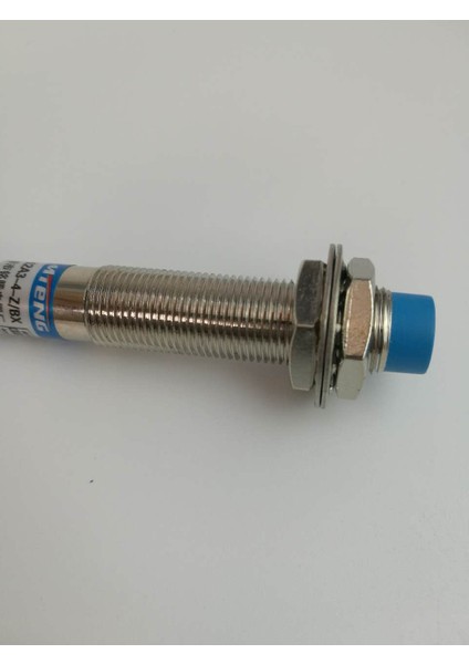 Dia M18 Yakınlık Sensörü 6-36VDC 8mm Dedektif Yaklaşım Sensörü Endüktif Yakınlık Anahtarı LJ18A3-8-Z/BX (Yurt Dışından)