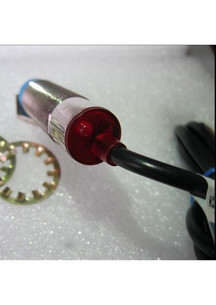 LJ18A3-8-Z/BX 8mm Yaklaşım Sensörü Npn No Anahtarı Dc 6-36V Endüktif Yakınlık Sensörü Anahtarı (Yurt Dışından) modelleri