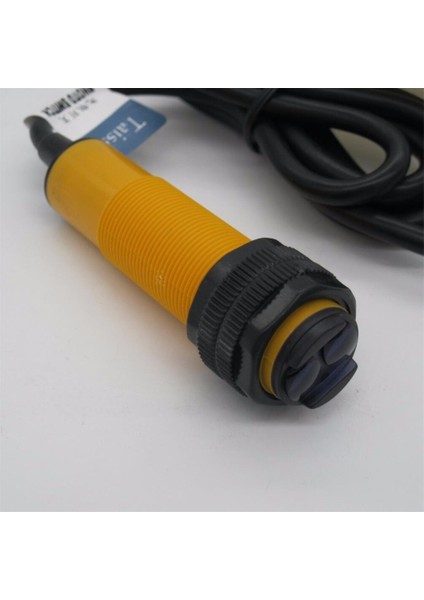 Yüksek Kaliteli Geribildirim Refleks M18 2 M 6-36VDC Pnp Yok E3F-R2P1 Retroreflektif Silindir Amplifikatör Fotoelektrik Sensör Anahtarı (Yurt Dışından) modelleri