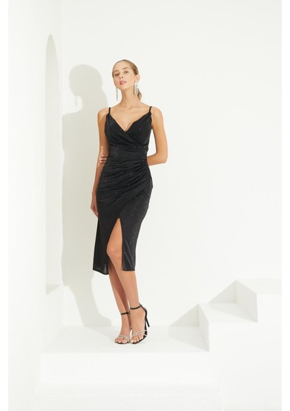 Askılı Siyah Yırtmaçlı Abiye Elbise indirimleri