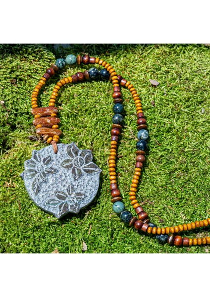 El Işçiliği Serpantin Kolye