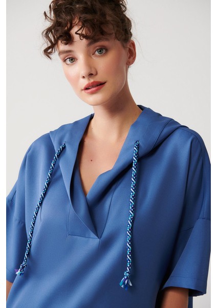 Düz Kordon Detaylı Kapüşonlu Sweatshirt-Indigo
