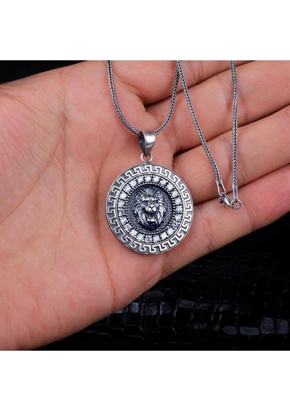 Aslan Motifli Beyaz Zirkon Taşlı 925 Ayar Gümüş Kolye modelleri