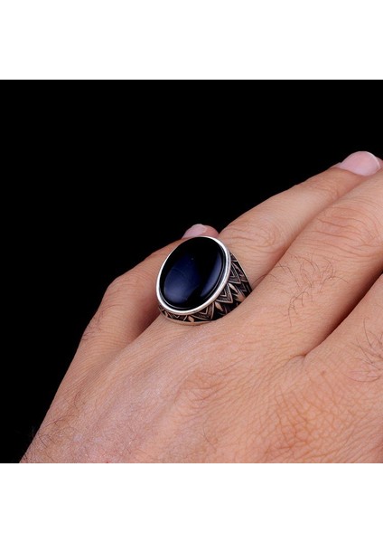 925 Ayar Gümüş Onix Taşlı Oval Model Erkek Yüzük modelleri