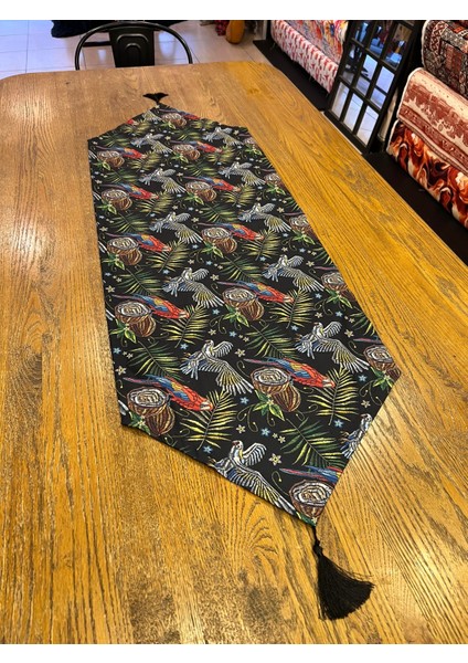 Tuğçe Demir Home Design Nakış Papağan Desen Runner Supla Set