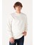 Loose Fit Rahat Kesim %100 Pamuk Bisiklet Yaka Kırık Beyaz Sweatshirt 1