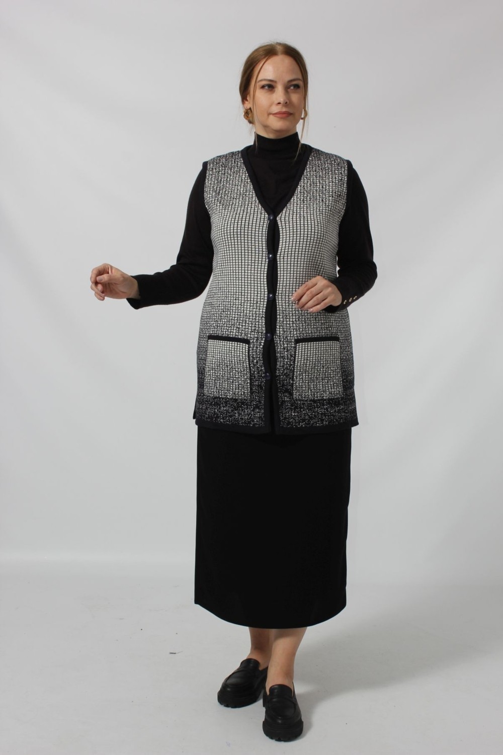 Moda Berray Y866 Kareli Düğmeli Cepli Mevsimlik Anne Yelek görsel 4