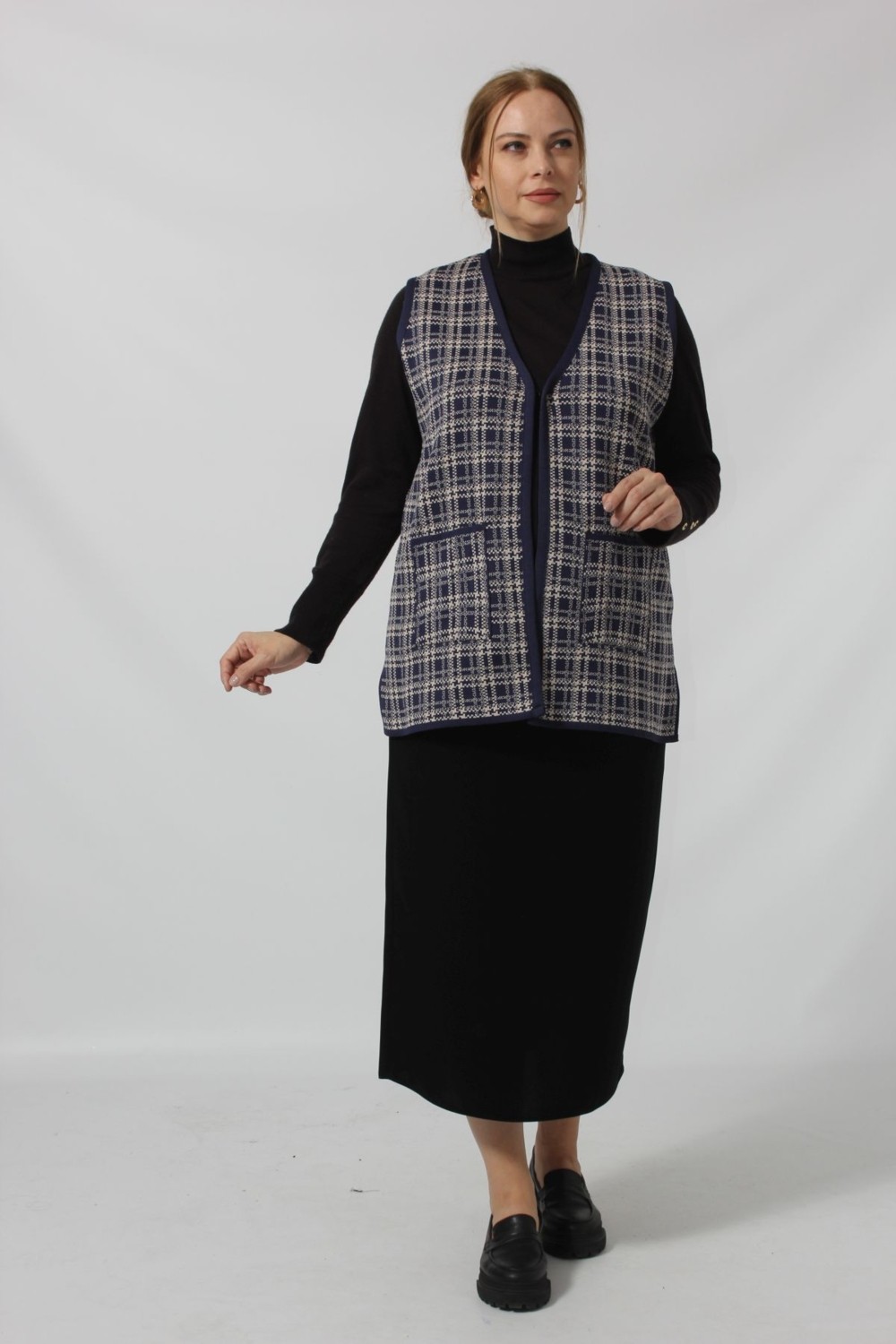 Moda Berray Y566 Lacivert-Krem Kareli Cepli Mevsimlik Anne Yelek