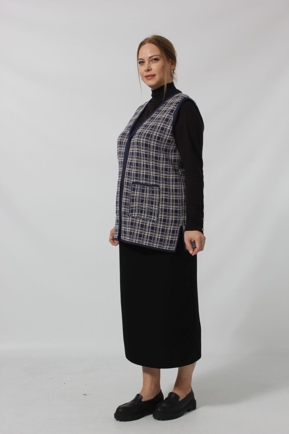 Moda Berray Y566 Lacivert-Krem Kareli Cepli Mevsimlik Anne Yelek görsel 5