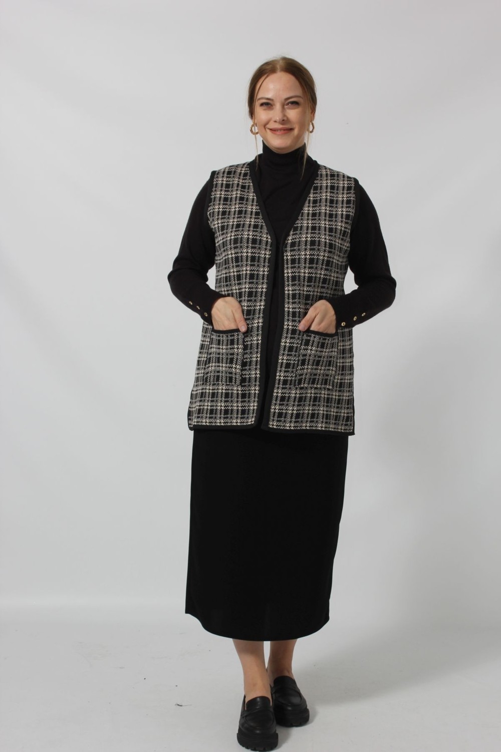 Moda Berray Y466 Siyah-Krem Kareli Cepli Mevsimlik Anne Yelek görsel 3