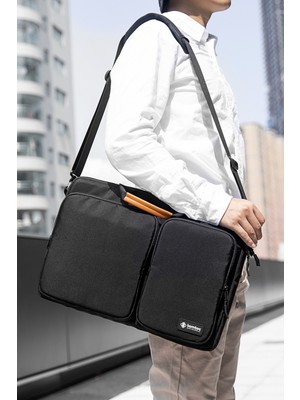 Tomtoc Defender A42 17 inç Siyah Laptop Notebook Çantası - A42G1D1