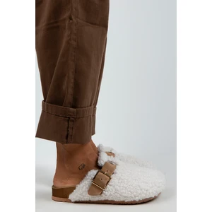 Suzen Kadın Tekstil Kürklü Hakiki Deri Kemerli Tokalı Beyaz - Taba Terlik