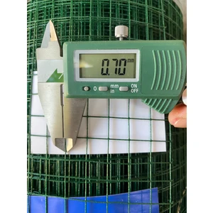 Yeşil Pvc Kaplamalı Puntalı Tel 12MM x 12MM Göz Arası 0,70MM Kalınlık, 100CM Yüksekliğinde x 25MT Uzunluk Kümes Teli - 7,00kg