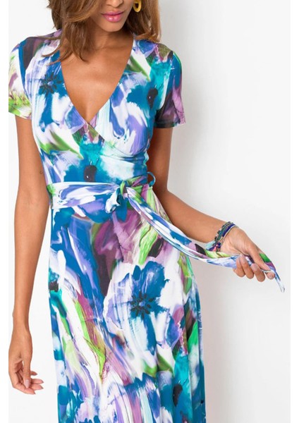 Kısa Kol Kruvaze Yaka Bağcıklı Çiçek Desenli Mavi Elbise modelleri