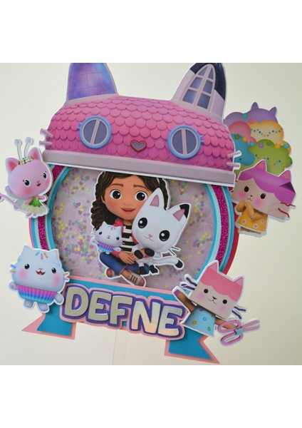 Gabby Dollhouse Temalı Kız Çocuk Doğum Günü Süsü Gabby Pasta Süsü Parti Malzemesi Cake Topper (18x22cm)