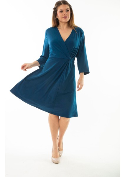 Kadın Büyük Beden Mor Anvelop Yakalı Kapri Kollu Elbise 65N37067 modelleri