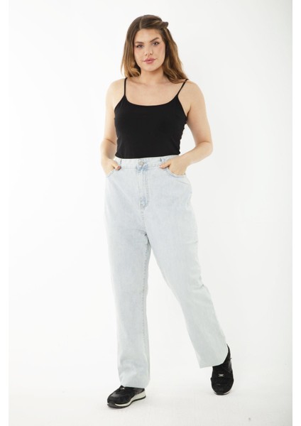 Kadın Büyük Beden Mavi Yıkama Efektli Yüksek Bel Kot Pantolon 65N37246