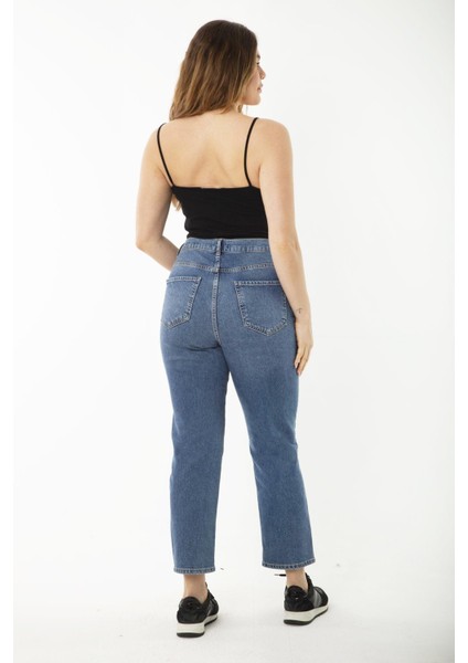 Kadın Büyük Beden Lacivert 5 Cepli Yüksek Bel Kot Pantolon 65N37252 fırsatları