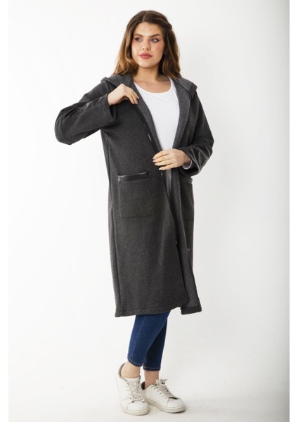 Kadın Büyük Beden Füme Ön Fermuarlı Kapşonlu Astarsız Suni Deri Garnili Kaban 65N37179 indirimleri