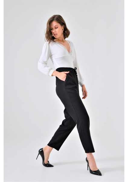 Siyah Beli Lastikli Bağcıklı Fit Pantolon fırsatları