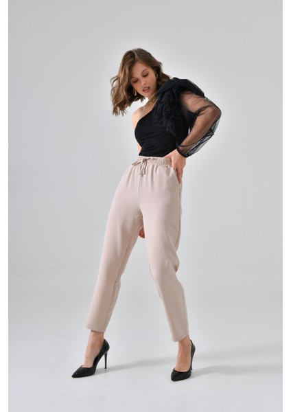 Taş Beli Lastikli Bağcıklı Fit Pantolon fırsatları