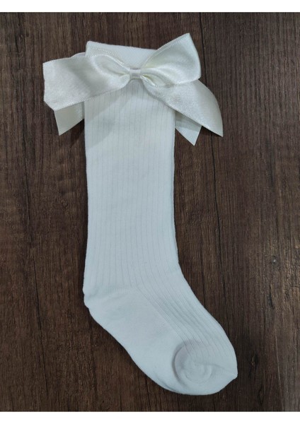 Kız Çocuk 6 Çift Aksesuarlı Fiyonklu Pamuklu Diz Altı Çorap modelleri