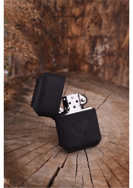 Deri Kılıflı Zippo Çakmak