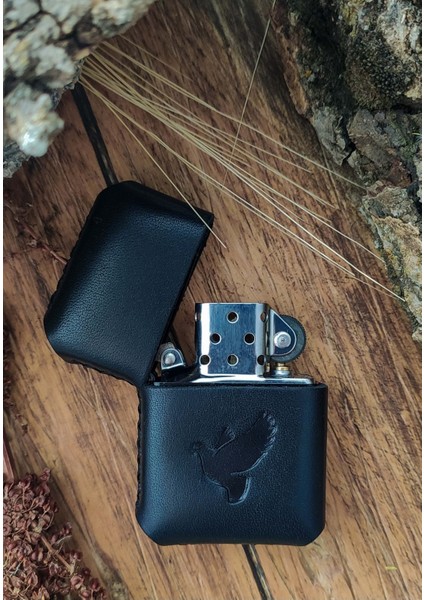 Deri Kılıflı Zippo Çakmak