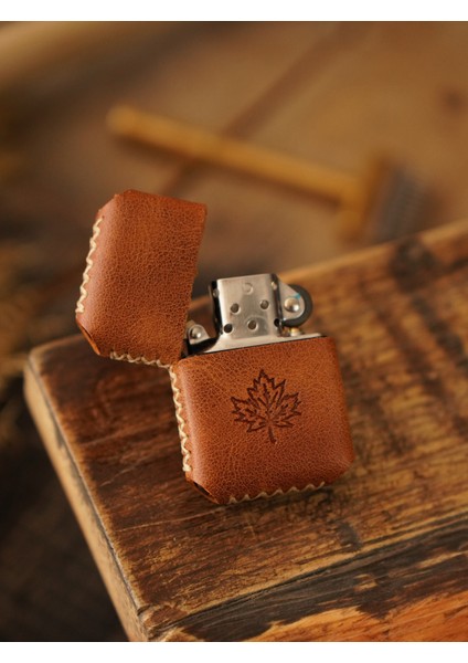 Deri Kılıflı Zippo Çakmak