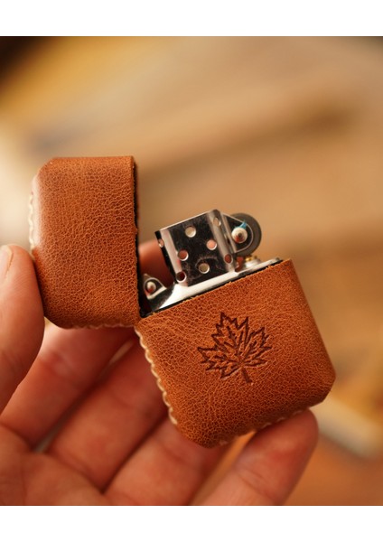 Deri Kılıflı Zippo Çakmak