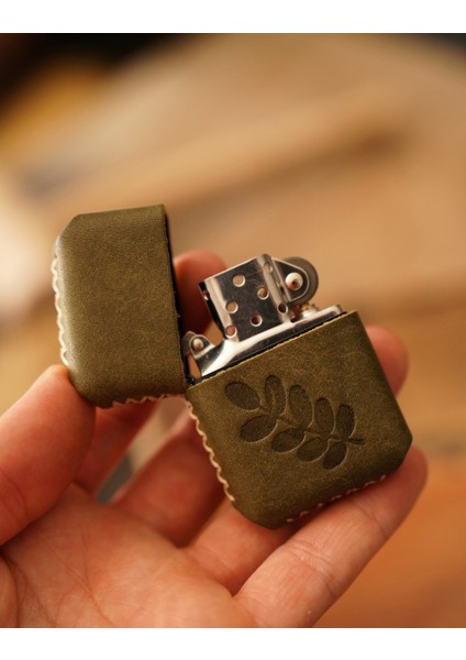 Deri Kılıflı Zippo Çakmak