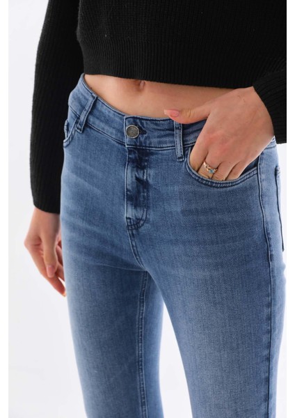 Mavi Normal Bel Kadın Skinny Jean