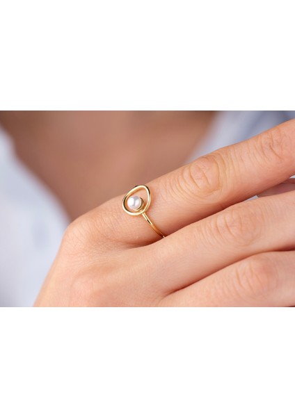 Ince Çerçeve Içinde Minimal Inci Yüzük 14 Ayar Altın