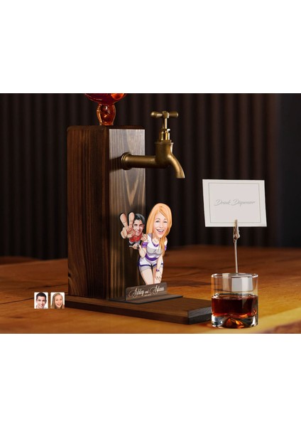 Gift Kişiye Özel Sevgililer Karikatürlü Musluklu Ahşap Viski Standı-15, Viski Çeşmesi, Doğum Günü Hediyesi, Içecek Dispenseri modelleri