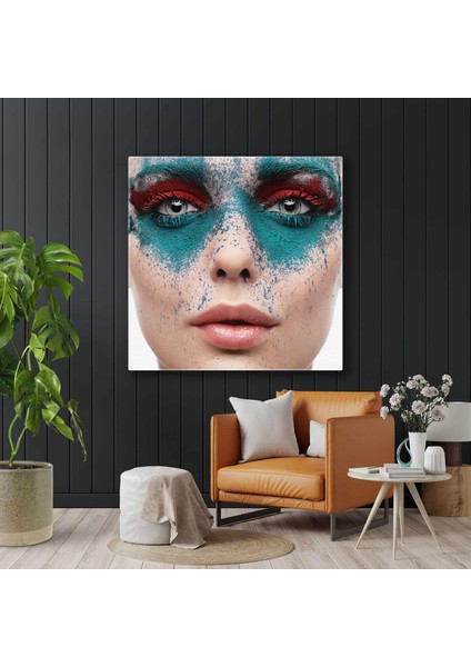 Mavi ve Kırmızı Toz Göz Makyajlı Kadın Make Up Güzellik Salonu Kare Kanvas Tablo