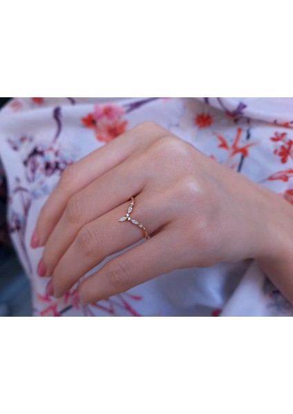 Markiz Kesim Pırlantalı Arwen Yüzük 0404R0400 fırsatları