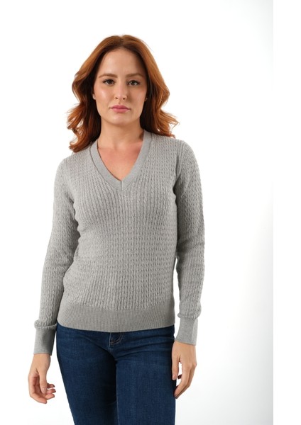Kadın Gri %100 Organik Pamuk V Yaka Saç Örgülü Triko Kazak Örme Bluz TRIST-6155