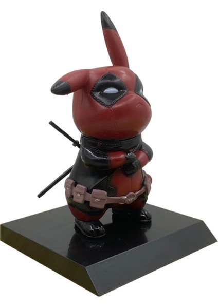 Deadpool Q Versiyonu Pikachu Model Süsü (Yurt Dışından)