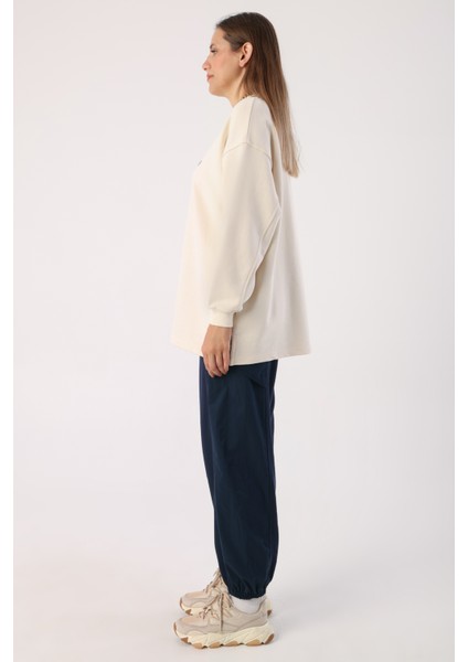 Oversize Nakışlı Sweatshirt