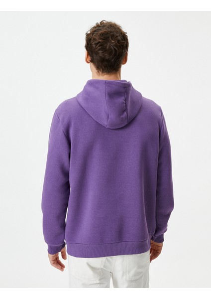 Kolej Sweatshirt Kapşonlu Slogan Baskılı Kanguru Cep Detaylı