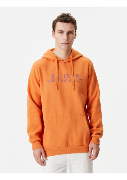 Slogan Baskılı Hoodie Kanguru Cep Detaylı Uzun Kollu