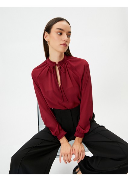 Balon Kollu Bluz Fırfırlı Yaka Pencere Detaylı Bağlamalı