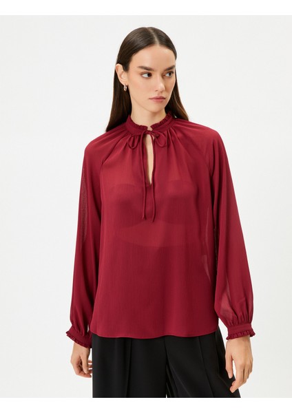 Balon Kollu Bluz Fırfırlı Yaka Pencere Detaylı Bağlamalı modelleri