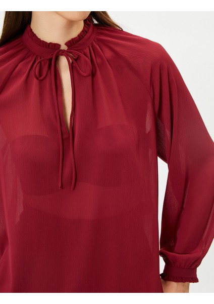 Balon Kollu Bluz Fırfırlı Yaka Pencere Detaylı Bağlamalı indirimleri
