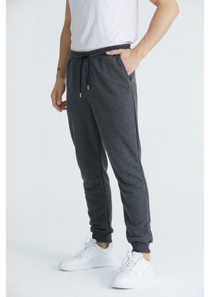 Erkek Basic 3 Iplik Regular Fit Paçası Ribanalı Eşofman Altı fiyatları