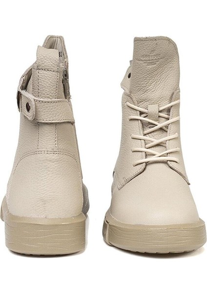 30900 Kadın Hakiki Deri Sneaker Kısa Bot indirimleri