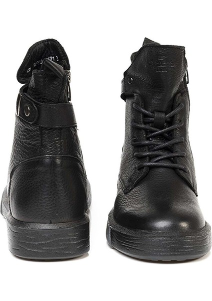 30900 Kadın Hakiki Deri Sneaker Kısa Bot fırsatları