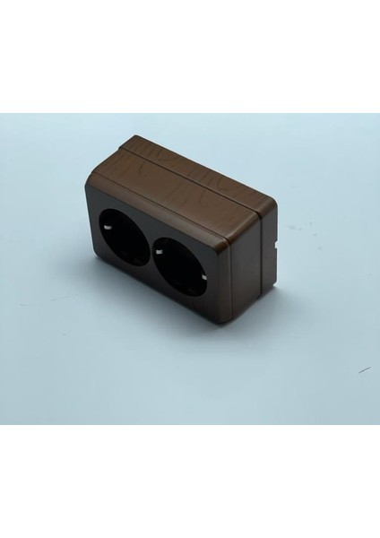 Sıva Üstü Ceviz Ikili Topraklı Priz Porselen modelleri